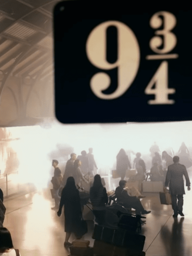 cropped-Hogwarts-Train-Platform.png